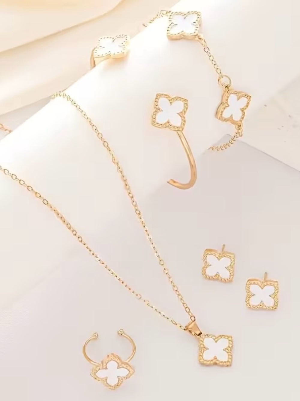Gold and White Clover Charm Jewelry Set - Women